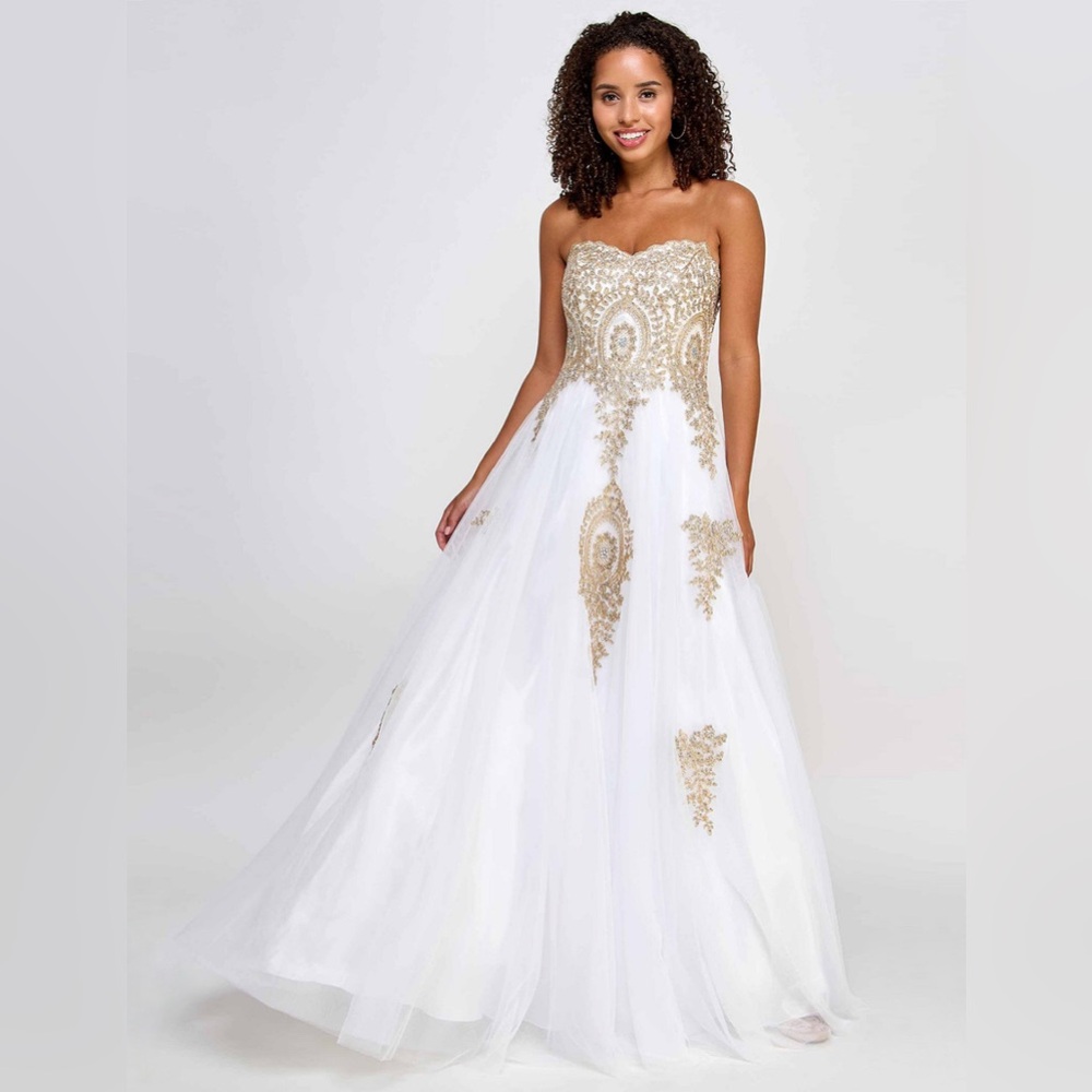 Say Yes Juniors' Strapless Embellished White and Gold Ballgown